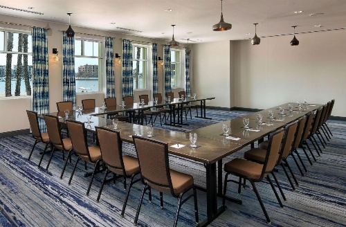 Jamaica Bay Inn Marina Del Rey Tapestry Collection by Hilton image 13